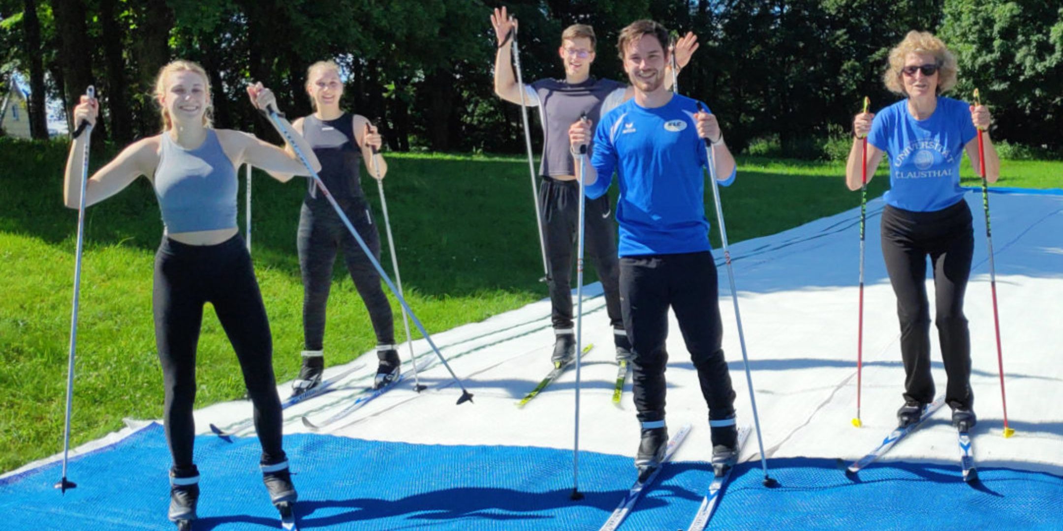 Studium zwischen Sportplatz und Skipiste