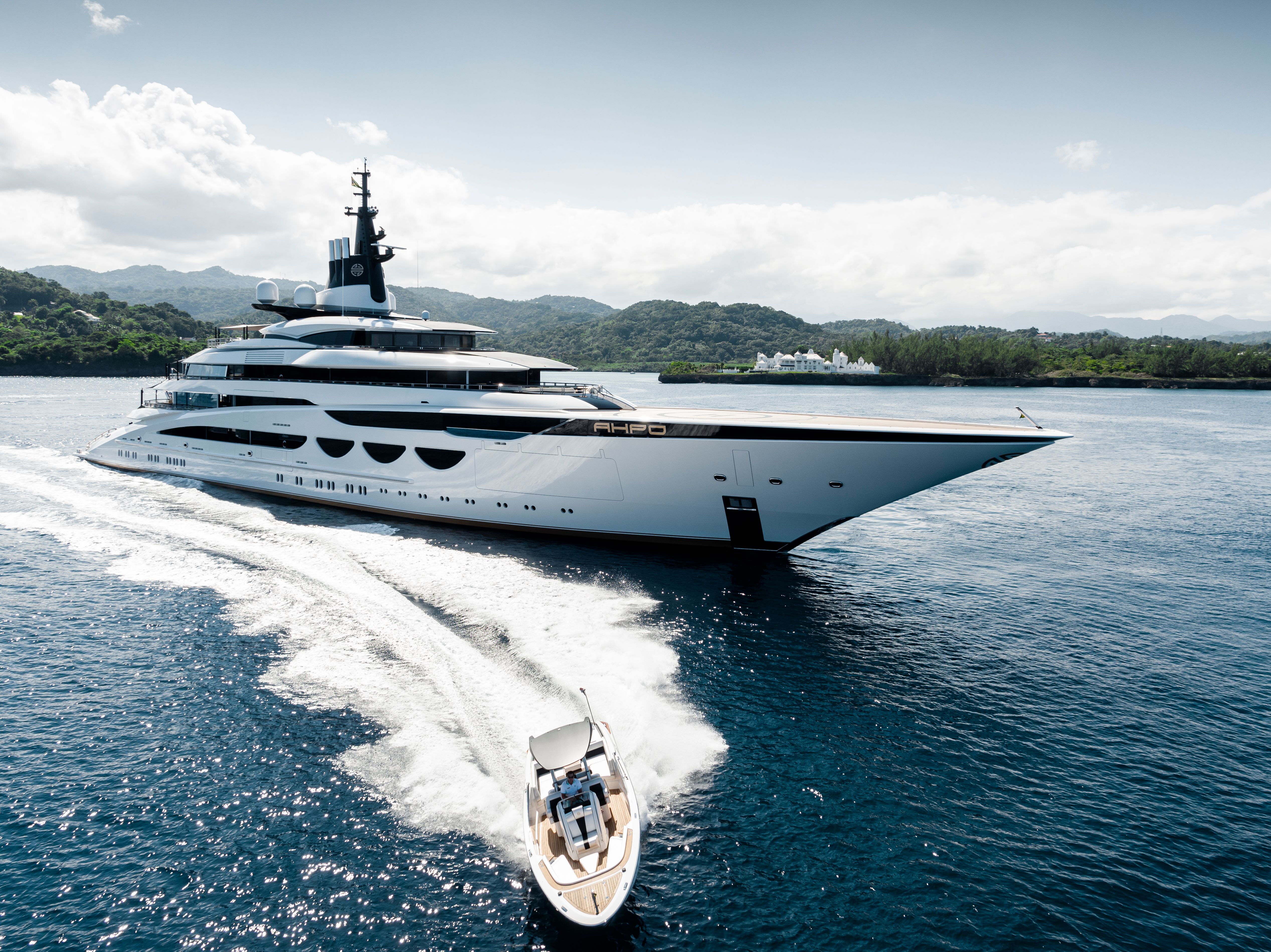 Lürssen-Kröger Werft GmbH & Co. KG