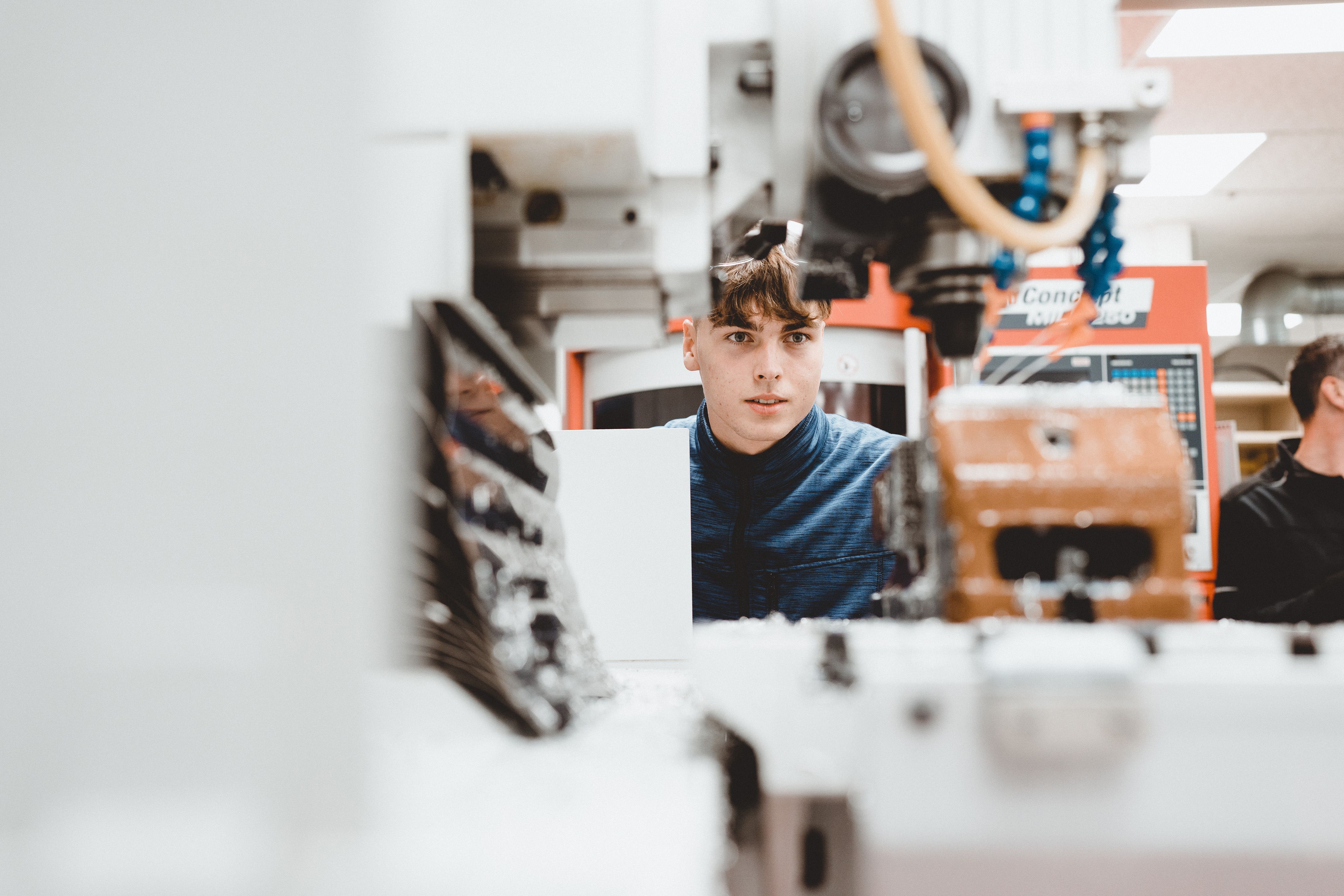 Diehl Defence GmbH & Co. KG