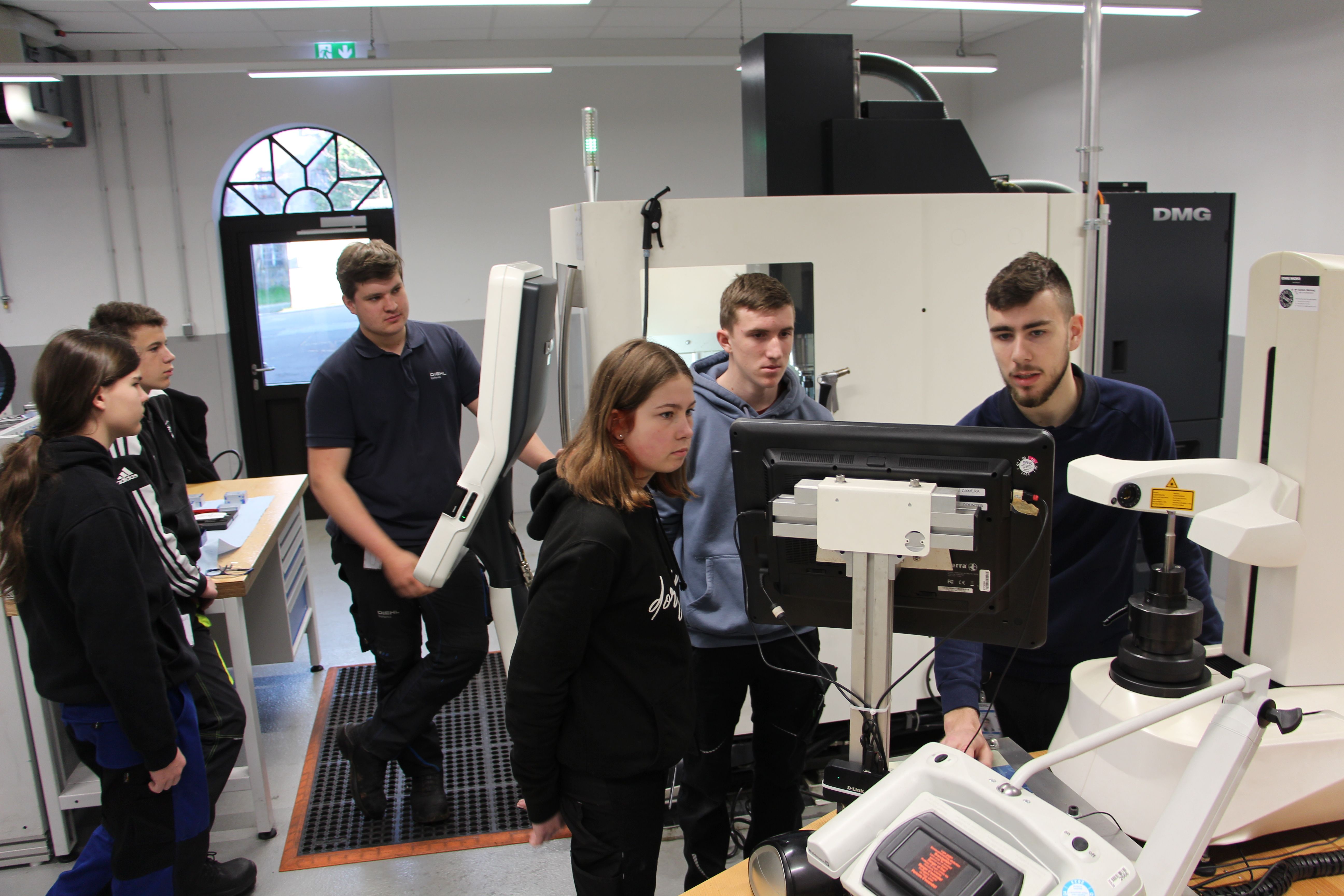 Diehl Defence GmbH & Co. KG