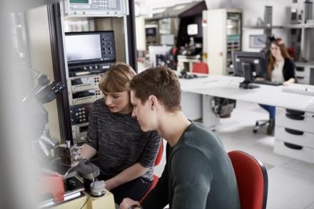 Infineon Technologies AG