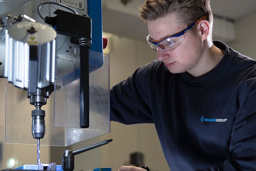 BEUMER Maschinenfabrik GmbH & Co. KG