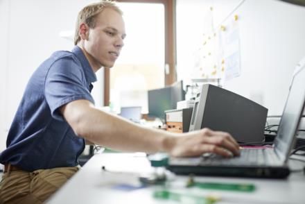 Infineon Technologies AG