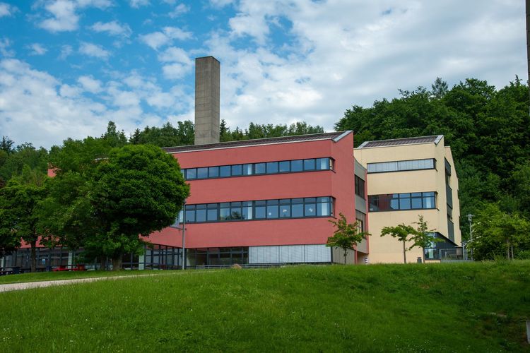 Peter Meiss unterrichtet an der Theo-Koch-Schule in Grünberg Mathematik und Physik