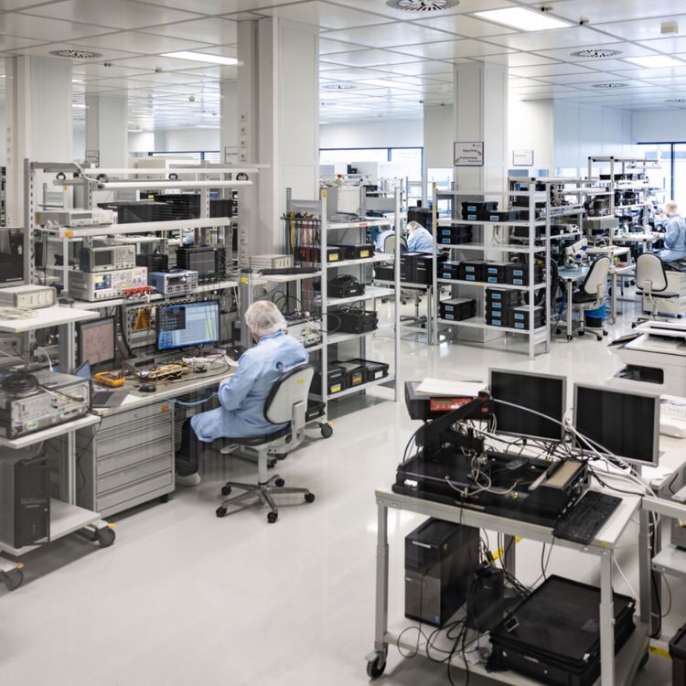 Teile des LiDAR entstehen im Reinraum